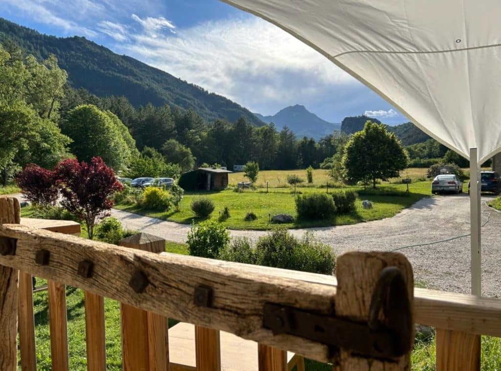 Terasse view chalet camping Gorges du Verdon