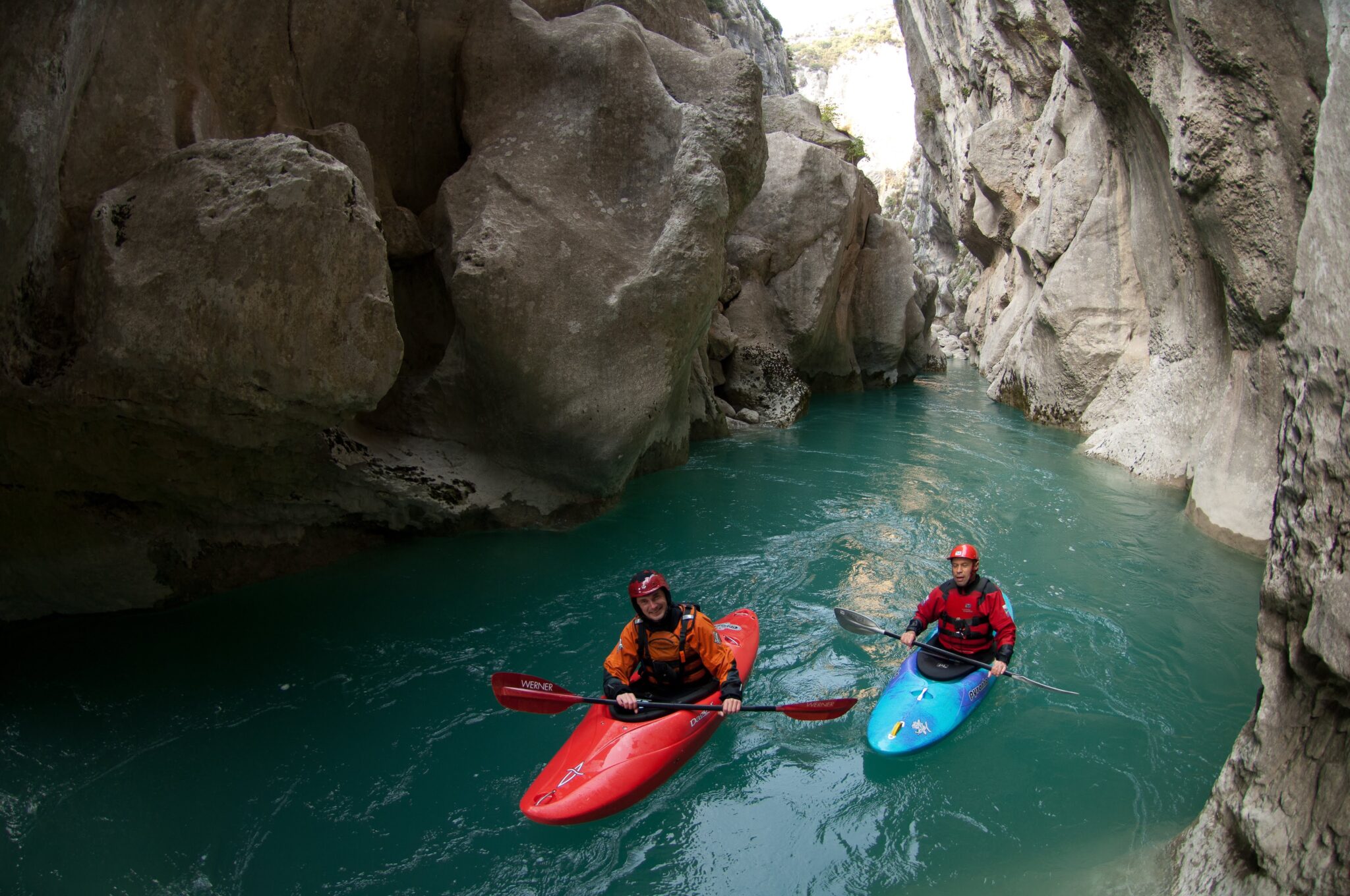 Le-couloir-de-marbre-photo-Raphael-Thiebaut-Ecocine-Verdon-scaled.jpg